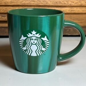 Starbucks Mug 2022 green striped, marbled ceramic with the iconic siren logo.